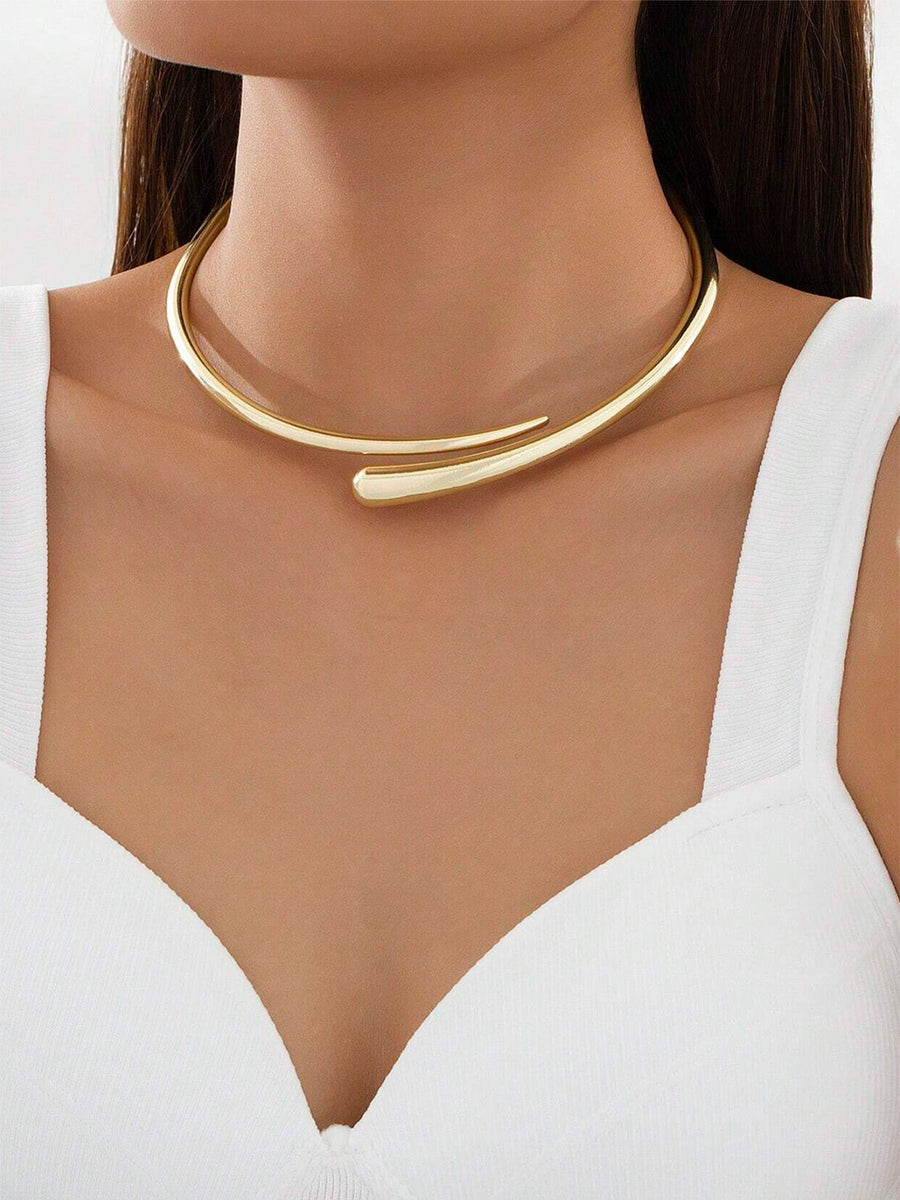 Amoura | Open Cuff Choker – Curved Collar Necklace Tapered Drop Ends