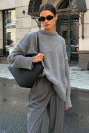 Jocelyn | Oversized Knit Sweater – Casual Crew Neck Drop Shoulder Long Sleeve