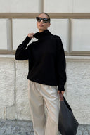 Macie | Turtleneck Knit Sweater – Casual Drop Shoulder Long Sleeve Ribbed Cuffs